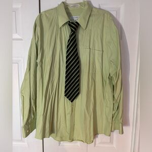 Joseph & Feiss Green Dress Shirt With Tie